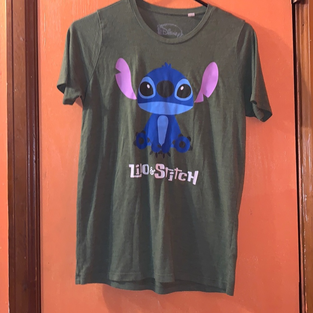 Disney *Lilo & Stitch * green t shirt size medium